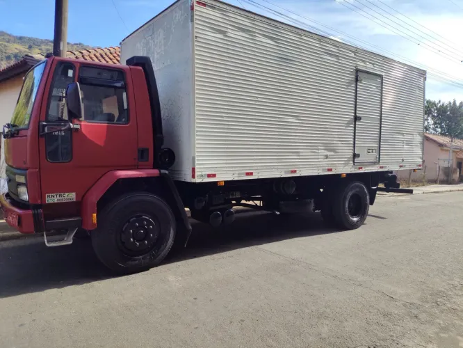 Ford cargo 1215 reduzido