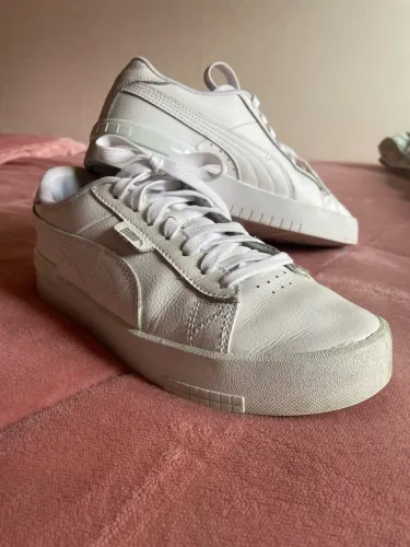 Tênis Puma branco