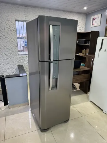 Electrolux frost free inox água na porta