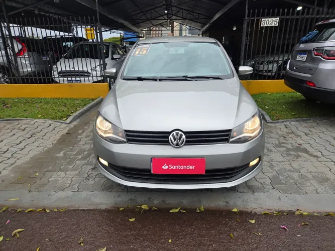 Volkswagen Voyage Comfortline 1.0 T.flex 8V 4P 2015