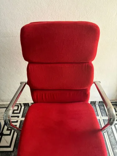 CADEIRA AVELUDADA COMFORT