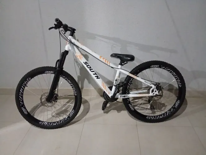 Vendo bike usada a pouco tempo