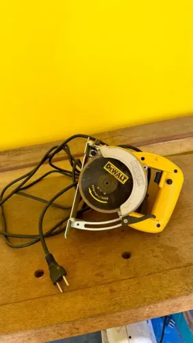 Serra DeWalt, modelo DW861B