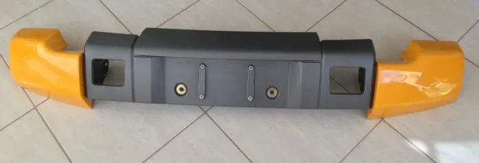 Pára-choque dianteiro completo Troller
