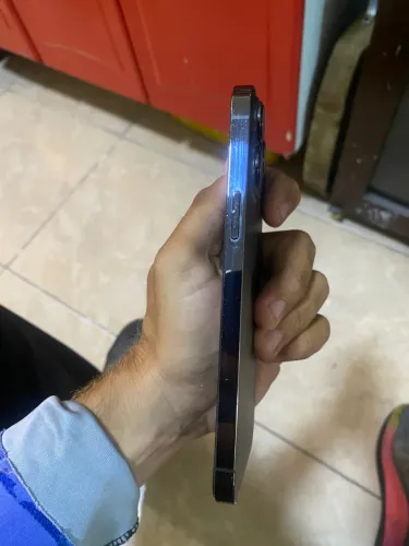 iPhone 13pro max 128 gb