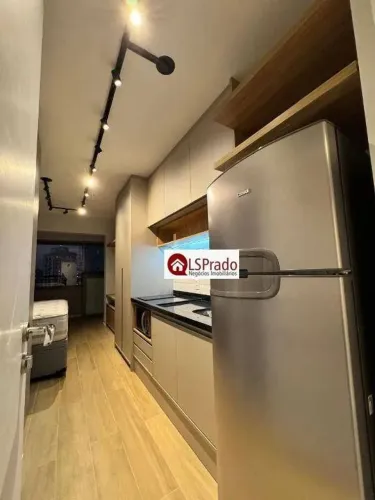 Ao lado Metro Klabin, estúdio mobiliado, varanda fechado com vidro!