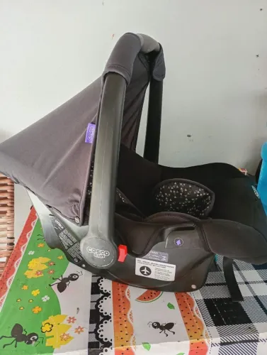 Bebê conforto Cosco Wizz seminovo