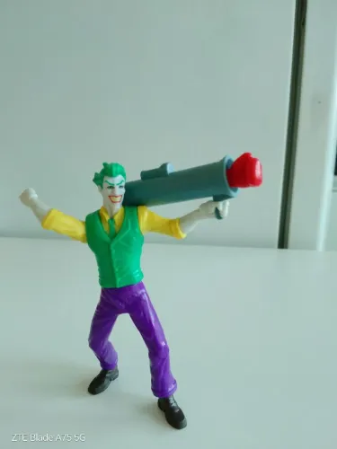 Figura de ação Coringa Kinder Ferrero importado da Espanha