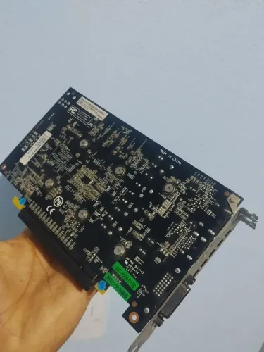 GTX 1050 2Gb 100% testada! Sem defeitos, sem artefatos usada para trabalhos de escritório!