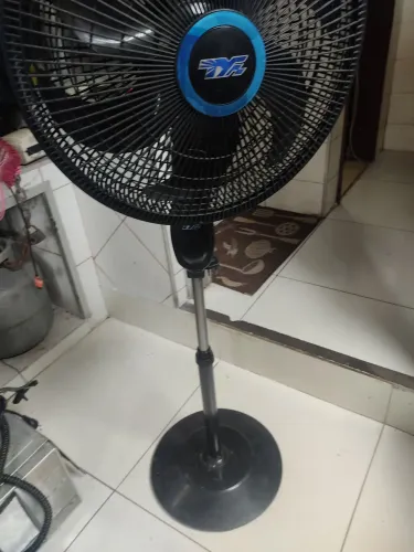 Ventilador de coluna 110v