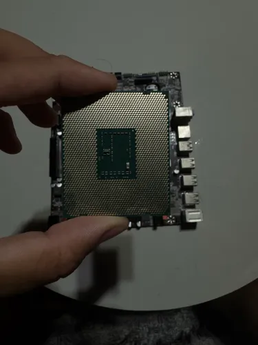 Processador Intel Xeon E5-2670 v3