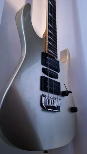 Ibanez GIO GRG170DX Silver - Excelente estado | Acompanha capa e cabo