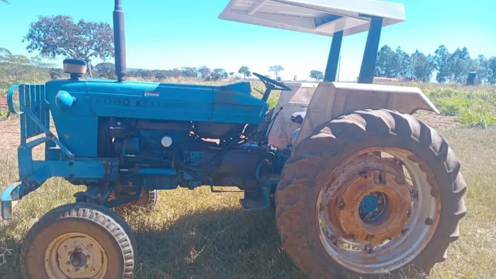 Trator Ford 6600