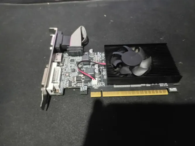 Placa de vídeo Gt610 - 2gb