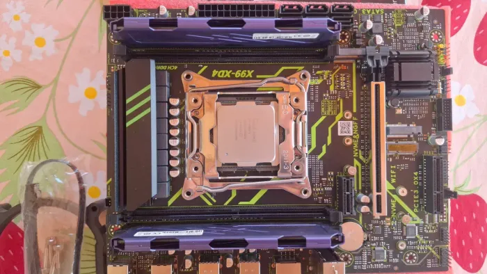 KIT UPGRADE PLACA MÃE X99 + XEON E5 2680 V4 (NOVOS) + 16GB DDR4 3200MHz RAM (DESKTOP