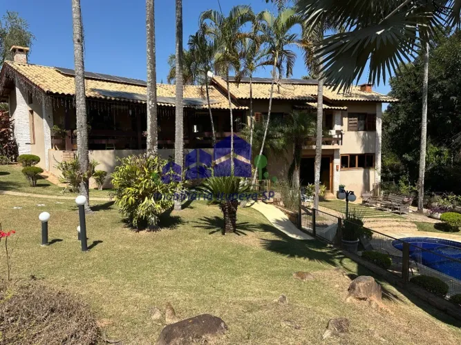 Chácara Especial Locação em condomínio com 5 quartos e 3 suítes em Itupeva-SP - Residencia