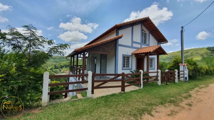 Vendo casa no bairro Recanto Manacá em Paty do Alferes - RJ