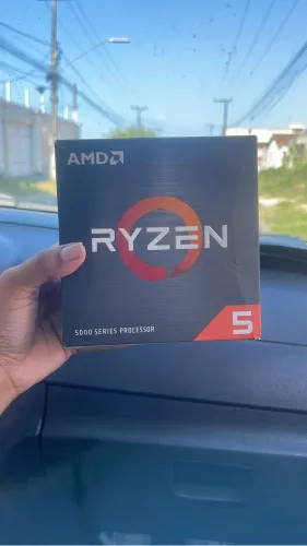 Processador Ryzen 5 5600, na caixa, com cooler. 