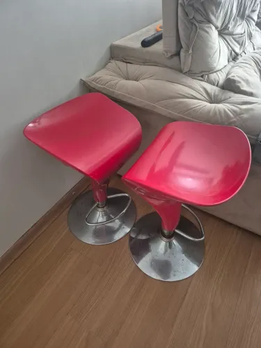 Banqueta vermelha