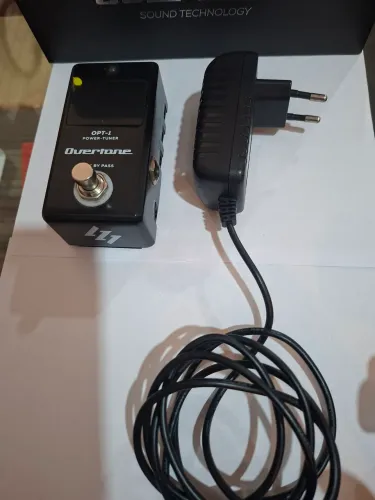 ?Pedal Overtone OPT-1 Power-Tuner (Afinador e Fonte) + Caixa Original