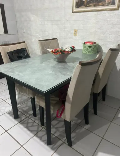 Mesa 6 cadeiras | A negociar