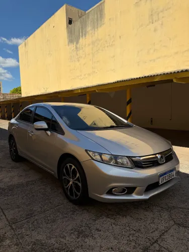 Honda Civic Sedan LXR 2.0 Flexone 16V Aut. 4P 2014