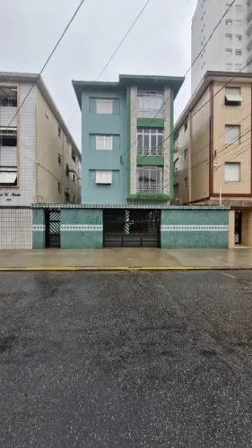 Imóvel para aluguel possui 70 metros quadrados com 2 quartos em Marapé - Santos - SP