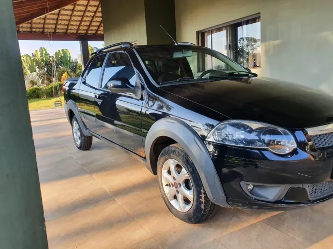 Fiat Strada Trekking 1.6 16V Flex CD 2015