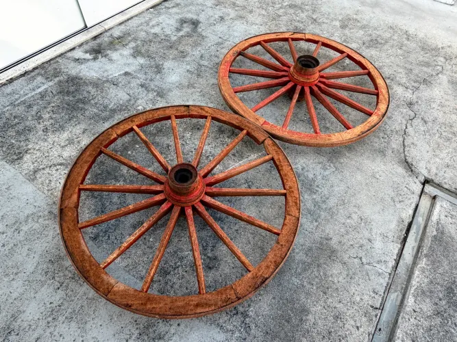  RODA DE CARROÇA RARIDADE PARA COLECIONADOR