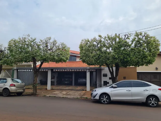 Casa venda e aluguel, 3 quartos, Araraquara/SP