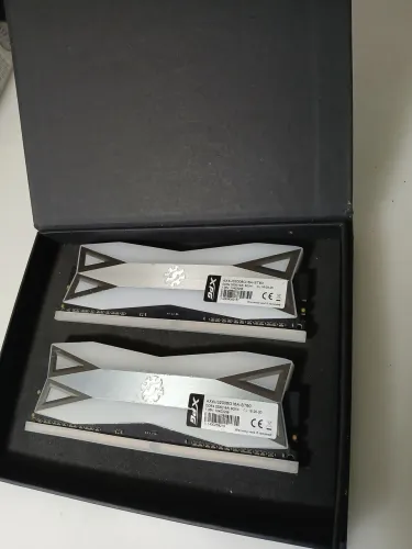 Memoria ddr4 16gb 2x8gb XPG ARGB Controlavel
