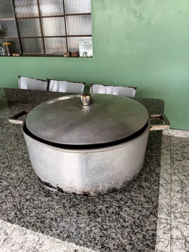 Panela alumínio batido