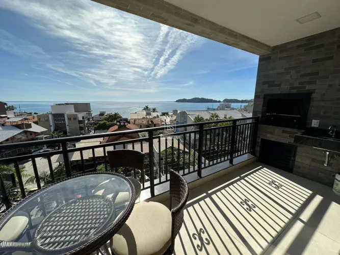APARTAMENTO 02 SUÍTES VISTA MAR PERMANENTE À VENDA NA PRAIA DO CENTRO DE BOMBINHAS