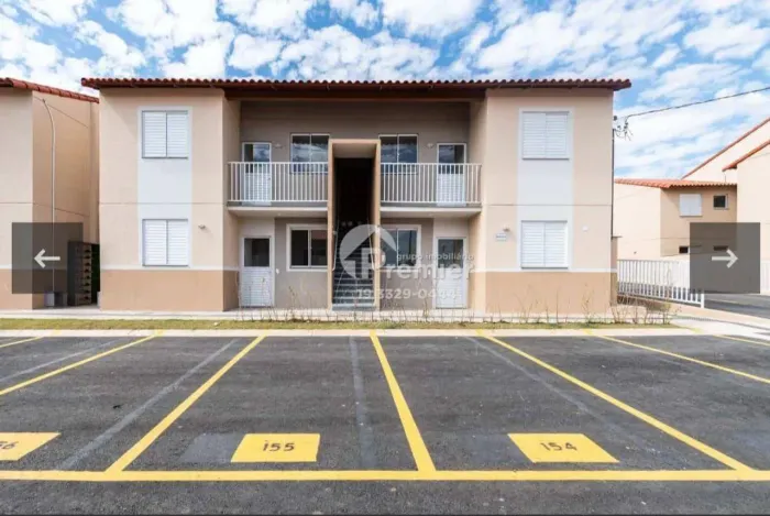 Apartamento Terreo com 2 Dormitorios e Quintal no Condominio Vic Bruxelas em Indaiatuba