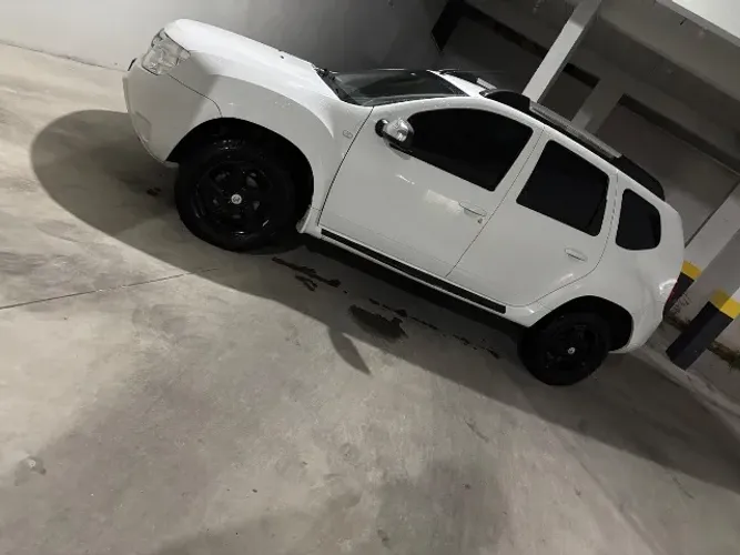 Renault Duster Dynamique 2.0 Hi-flex 16V Aut. 2013