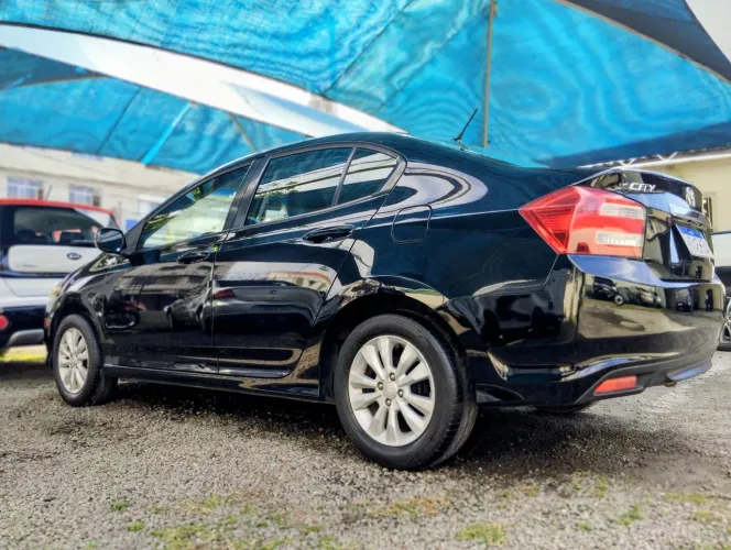 Honda City Sedan LX 1.5 Flex 16V 4P Mec. 2013