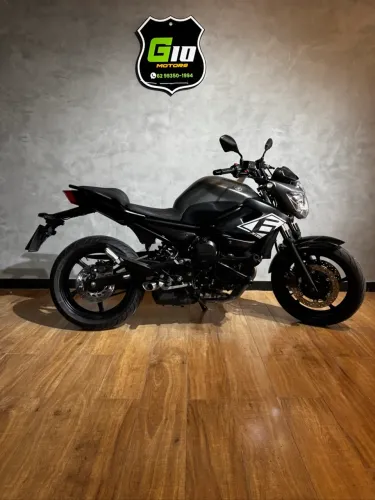 Yamaha XJ6 N 600 cc 