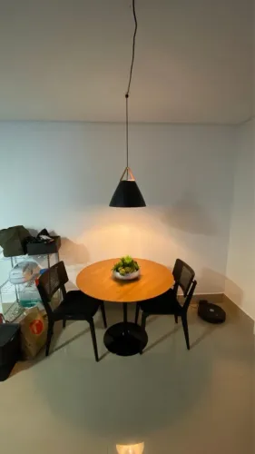 Mesa Saarinen 4 lugares 