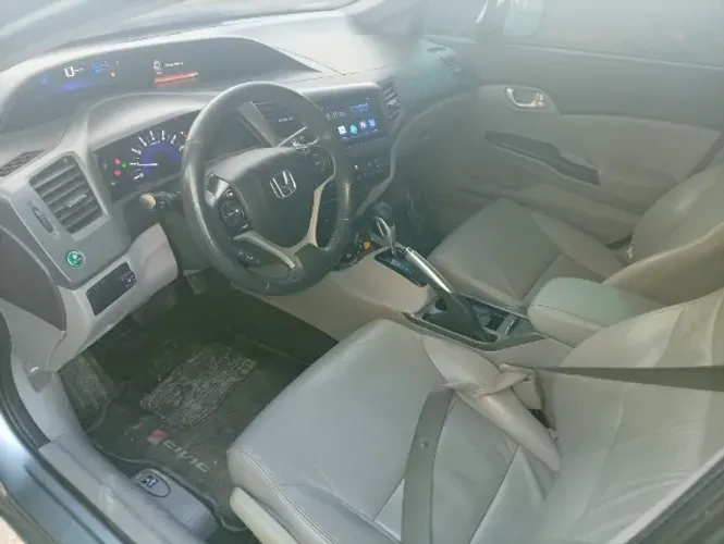 Honda Civic Sedan LXR 2.0 Flexone 16V Aut. 4P 2014