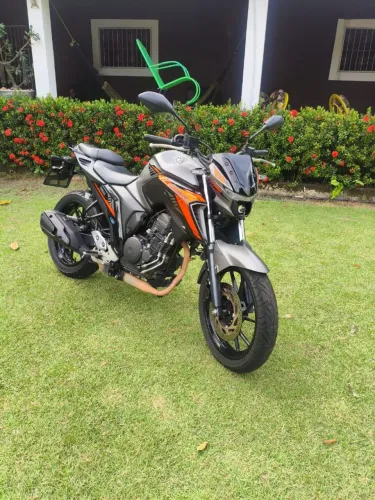 Fazer 250 2025