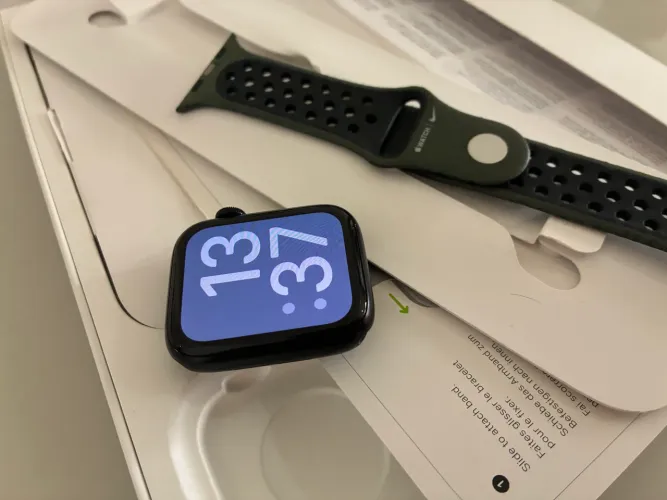 Apple Watch SE 2 , completo na caixa