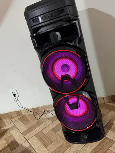 Vendo caixa de som XBOOM perfeita 1 mês de uso