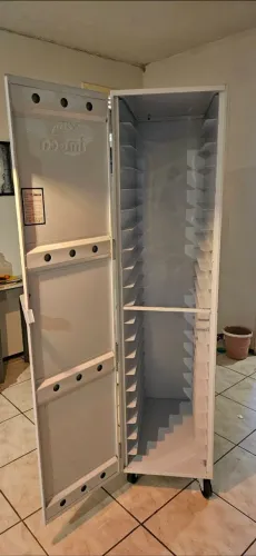 ARMÁRIO DE FERMENTAÇÃO + 20 ASSADEIRAS