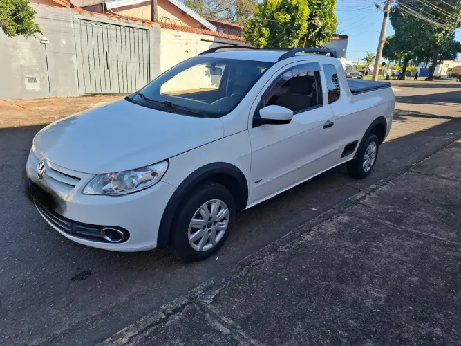 Volkswagen Saveiro 1.6 MI Total Flex 8V CE 2013