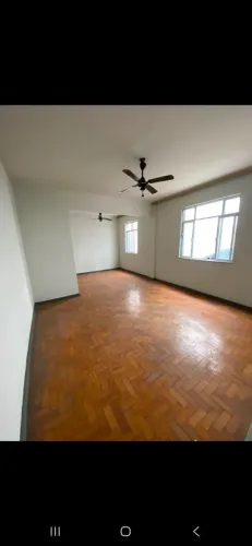 Apartamento Térreo Amplo 02 Quartos, Sala Ampla em Vista Alegre