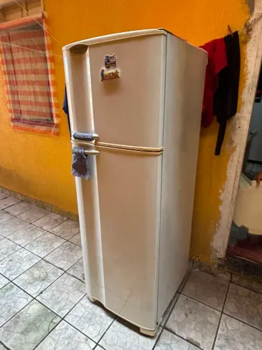 Geladeira Eletrolux