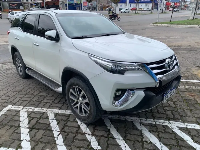 Toyota Hilux CD 4X4 2.8 Diesel Aut. 2020