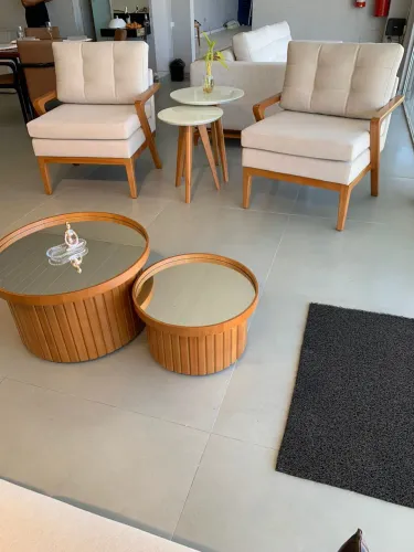 Poltrona nova moderna