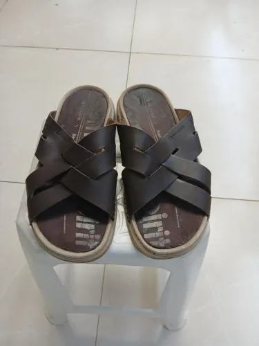 Chinelo de couro