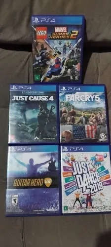5 jogos de ps4 R$ 150
